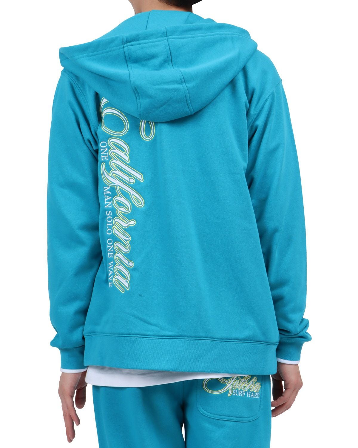 ターコイズ：174cm62kg(Lサイズ着用)