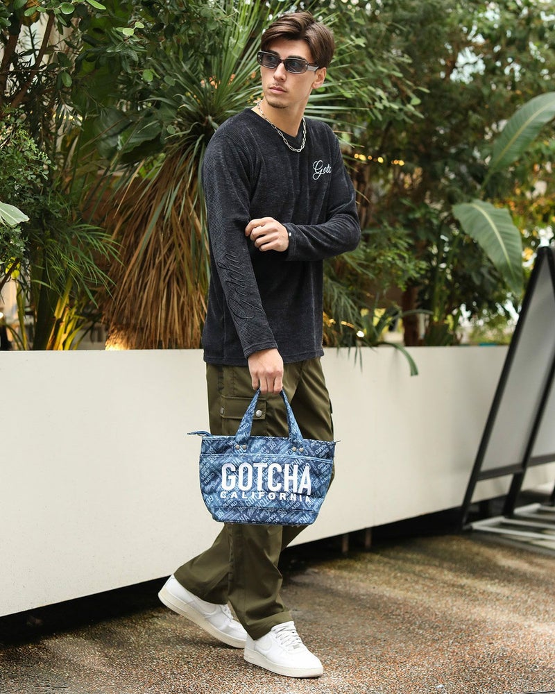 チャコール：180cm/70kg(Lサイズ着用)