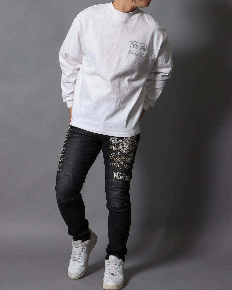 ホワイト：178cm/75kg(Lサイズ着用）