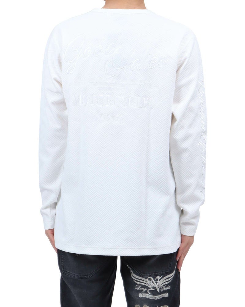 ホワイト：173cm63kg(Lサイズ着用)