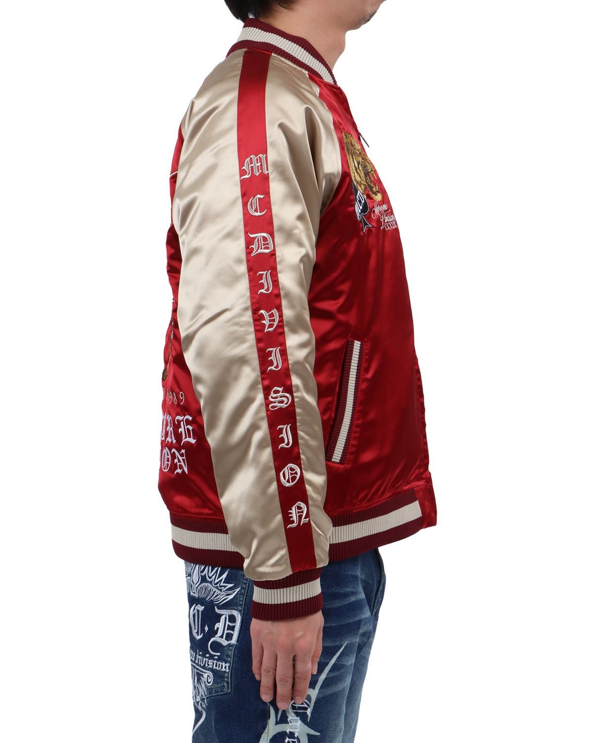 ワイン：174cm62kg(Lサイズ着用)