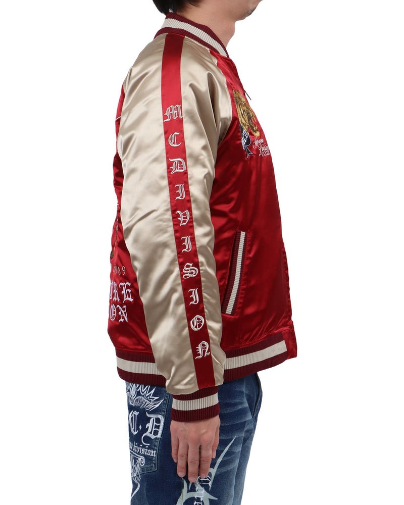 ワイン：174cm62kg(Lサイズ着用)