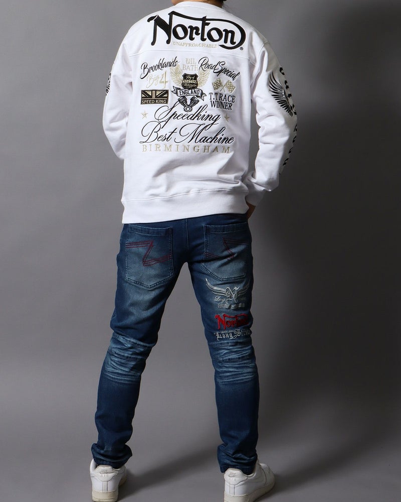 ホワイト：178cm/75kg(Lサイズ着用)