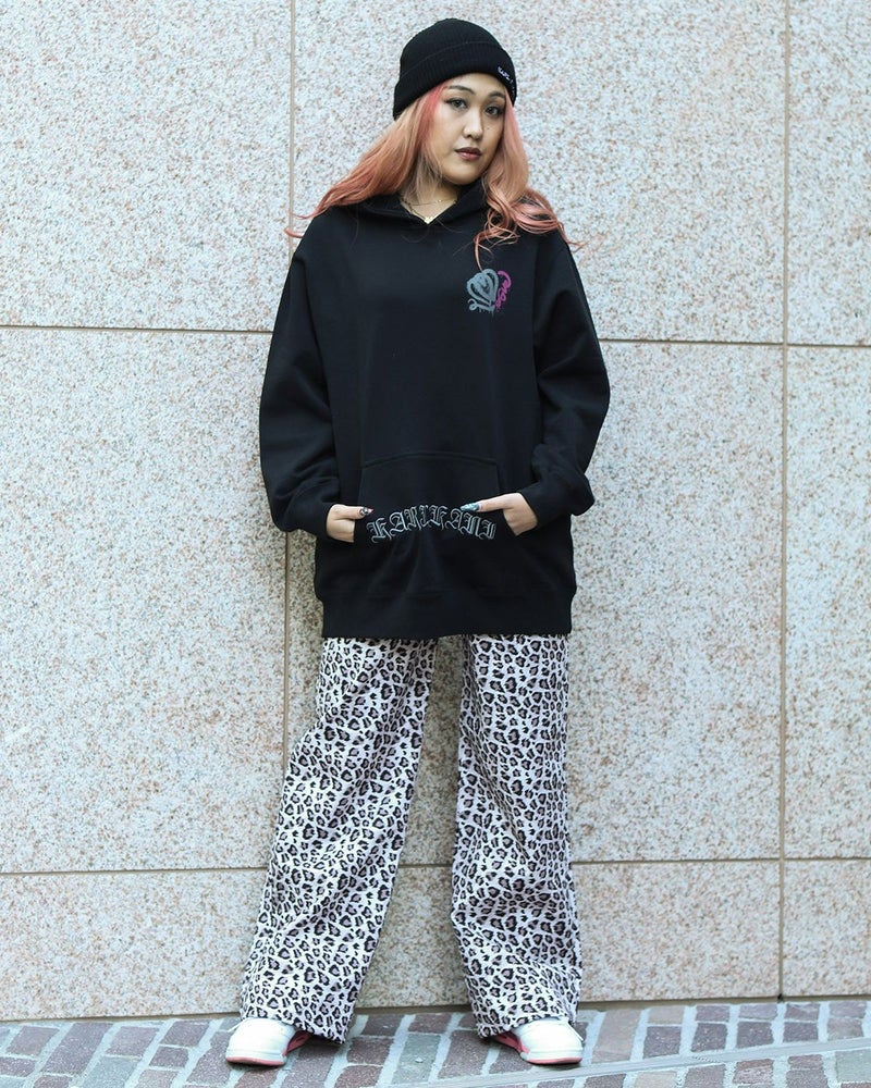 ピンク：167cm(Lサイズ着用)