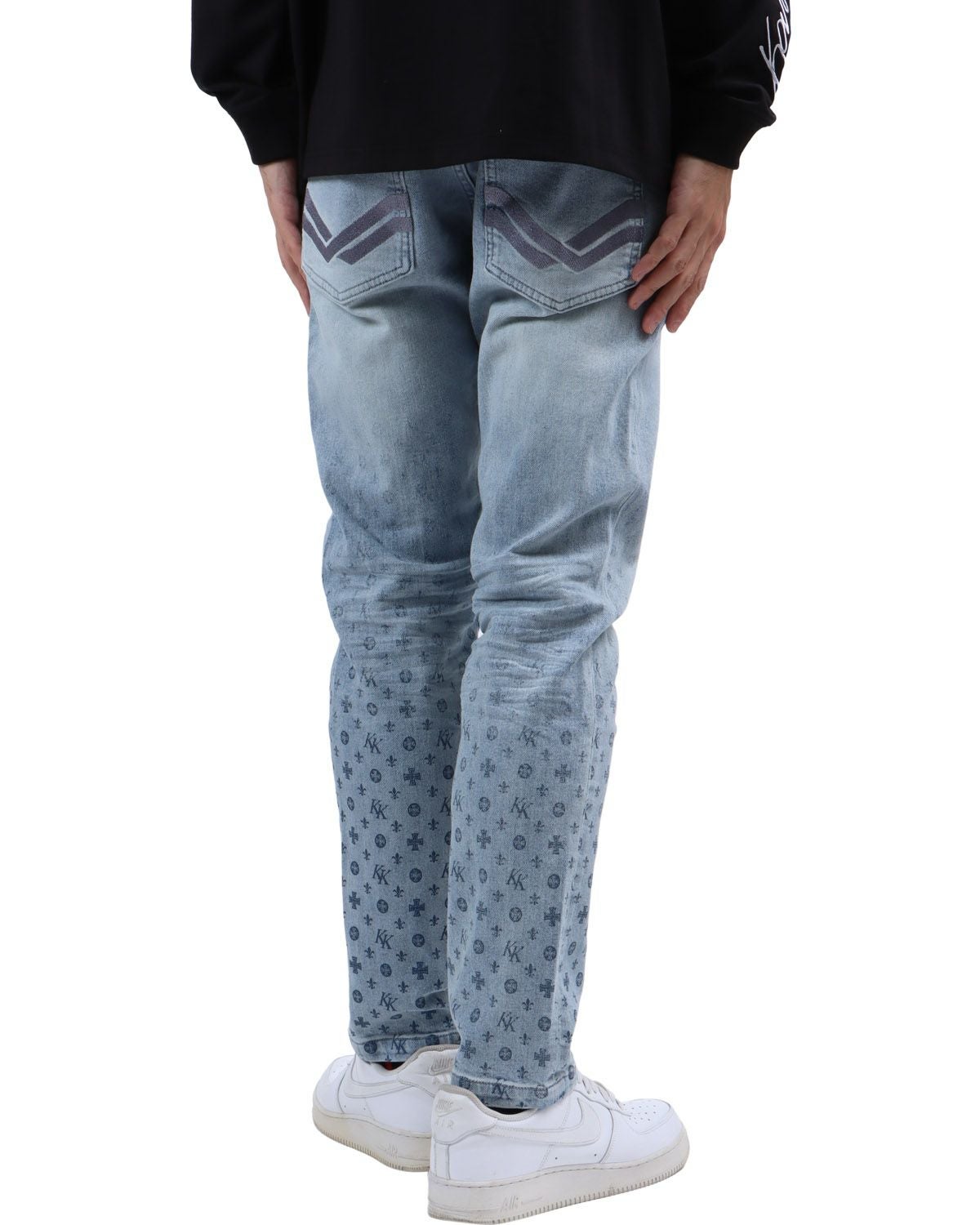 ブリーチ：183cm62kg(Lサイズ着用)