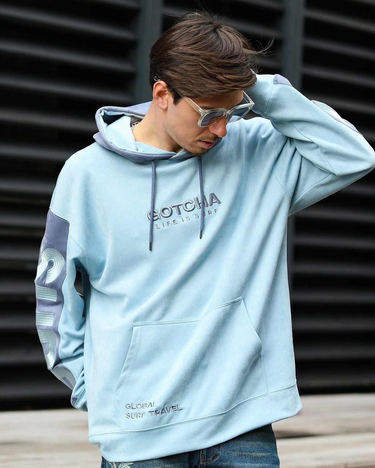 ブルー：180cm/70kg(Lサイズ着用)