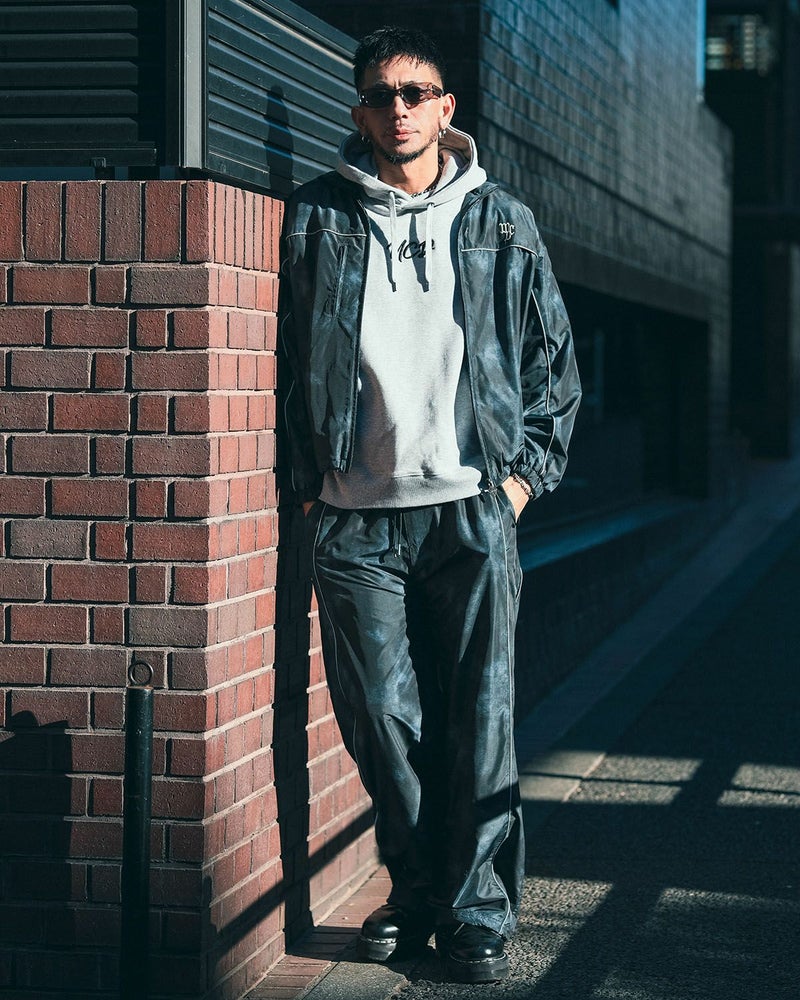 ブラック:183cm(Lサイズ着用)