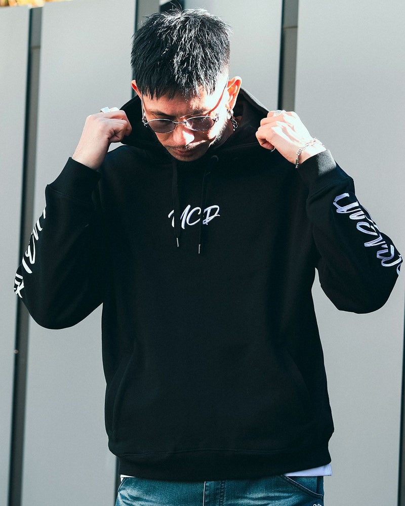 ホワイト:183cm(Lサイズ着用)