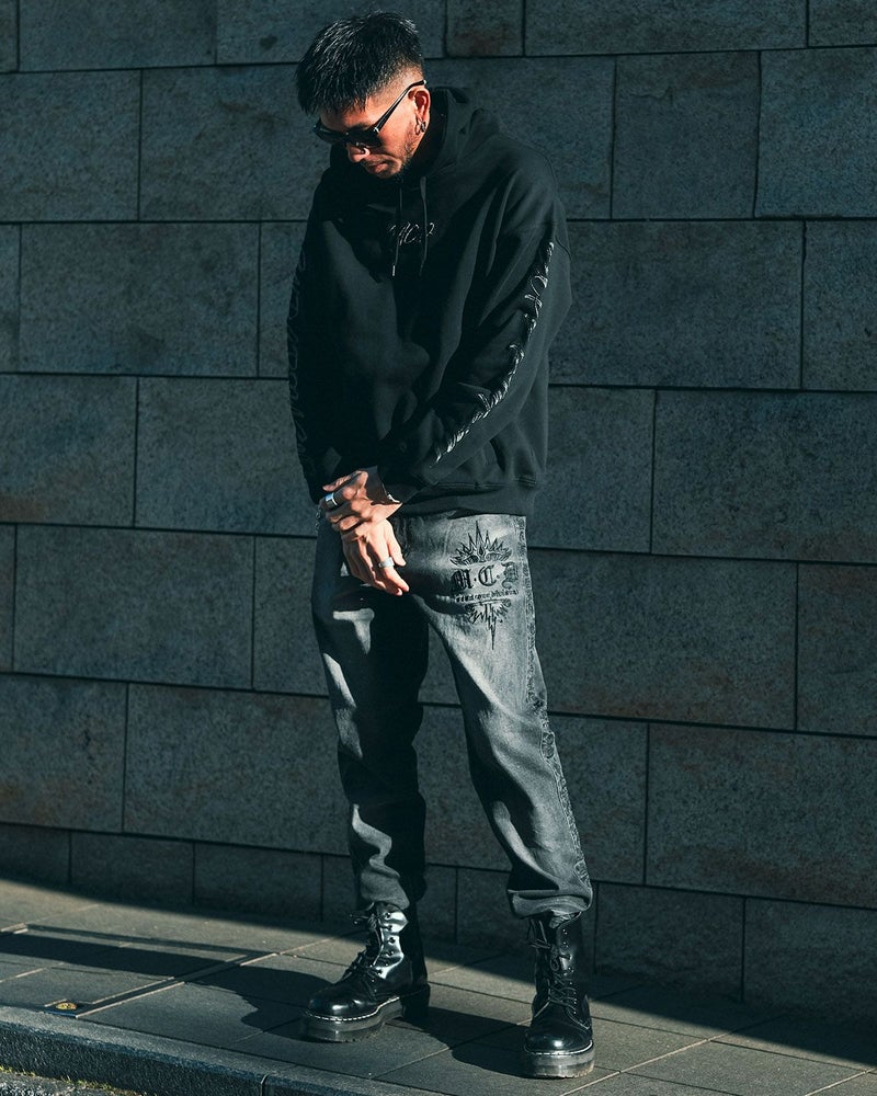 ブラック:183cm(Lサイズ着用)