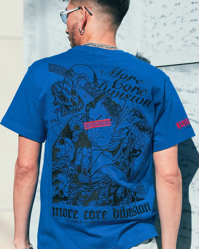 ブルー:183cm(Lサイズ着用)