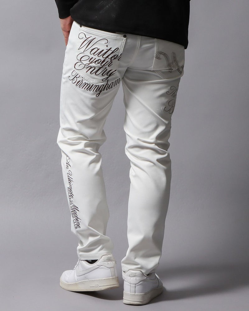 ホワイト:178cm/75kg(Mサイズ着用)