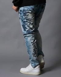 ブリーチ:178cm/75kg(Mサイズ着用)