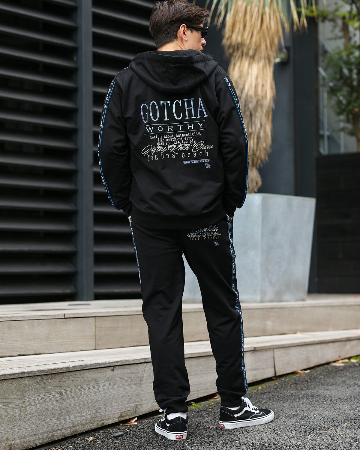 GOTCHA] ブルーグラデ ロゴライン セットアップ イージーパンツ | PEET