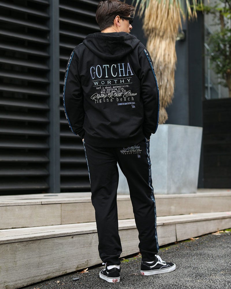 ブラック：180cm/70kg(Lサイズ着用)