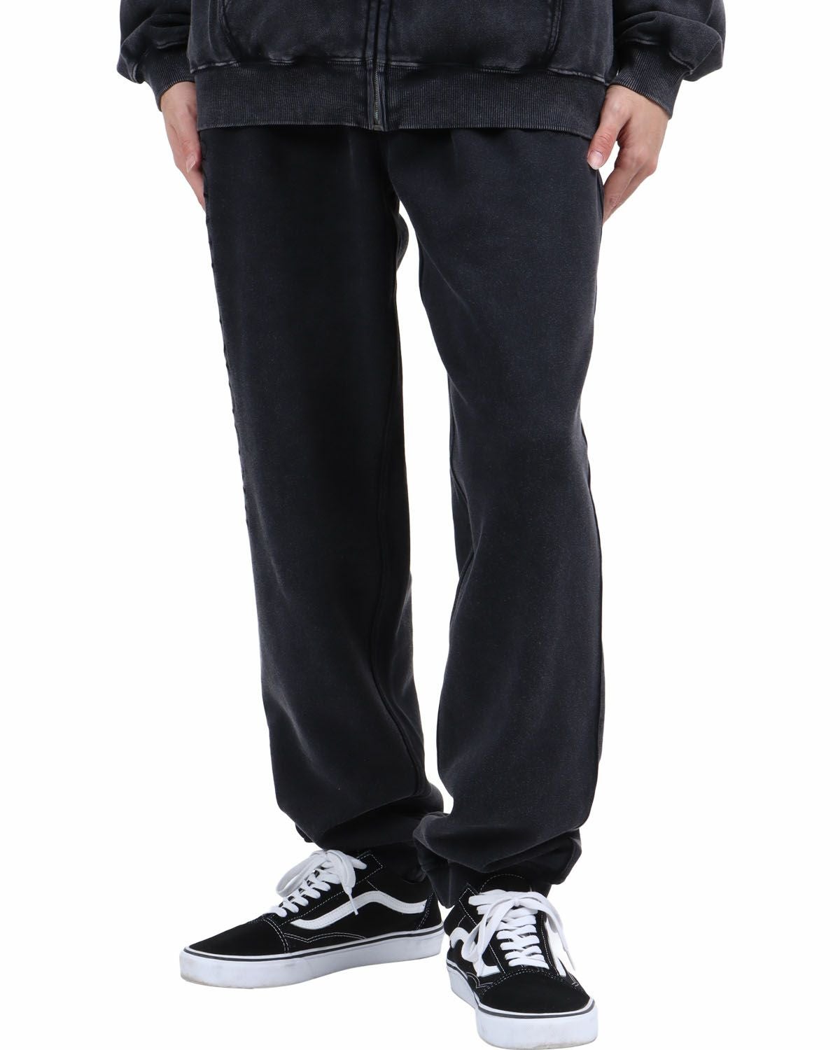 ブラック：173cm63kg(Lサイズ着用)