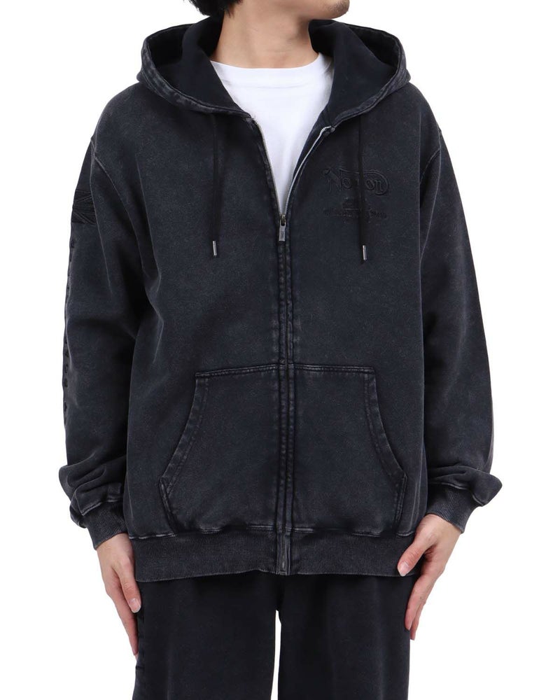 ブラック：173cm63kg(Lサイズ着用)