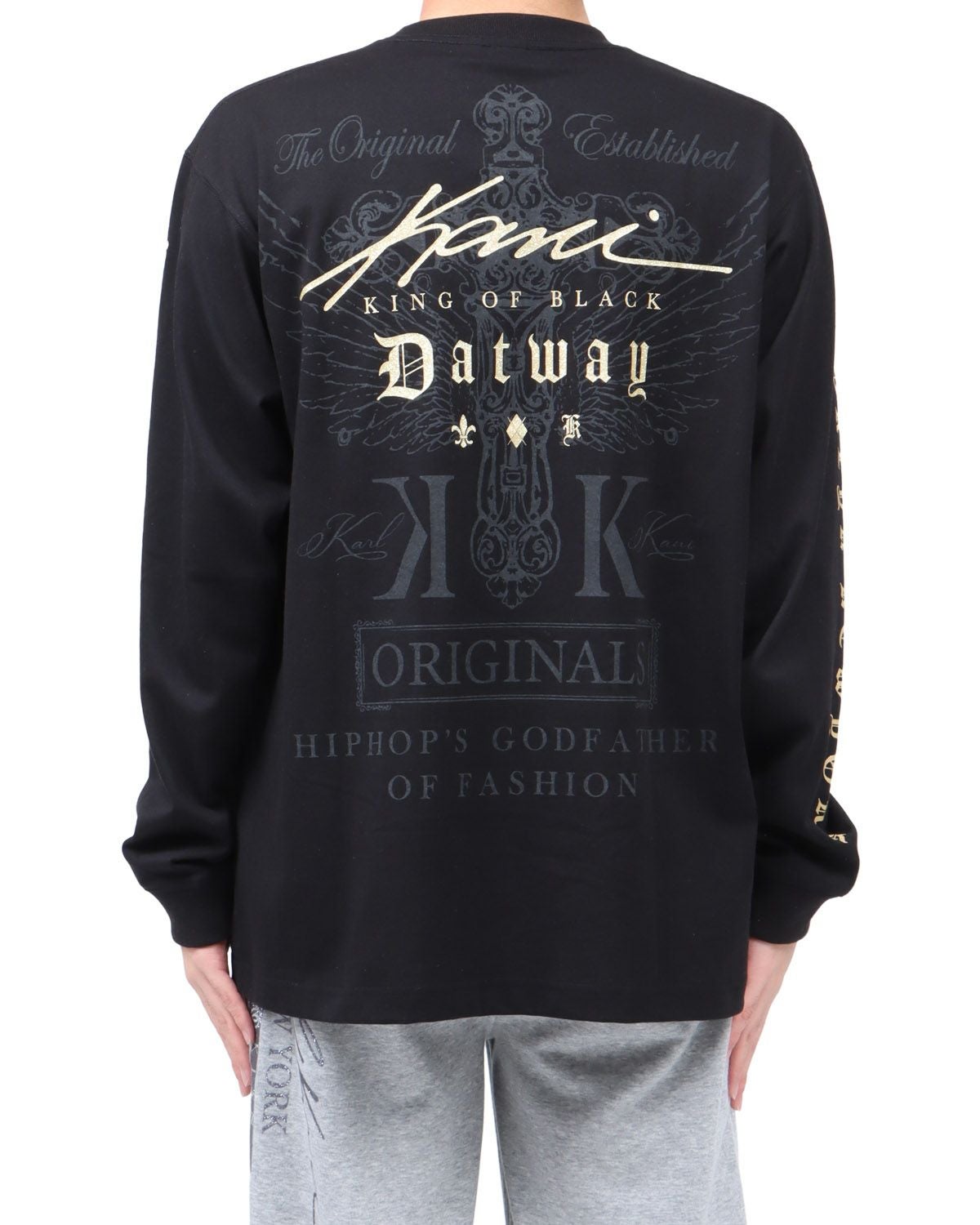 ブラック：173cm63kg(Lサイズ着用)