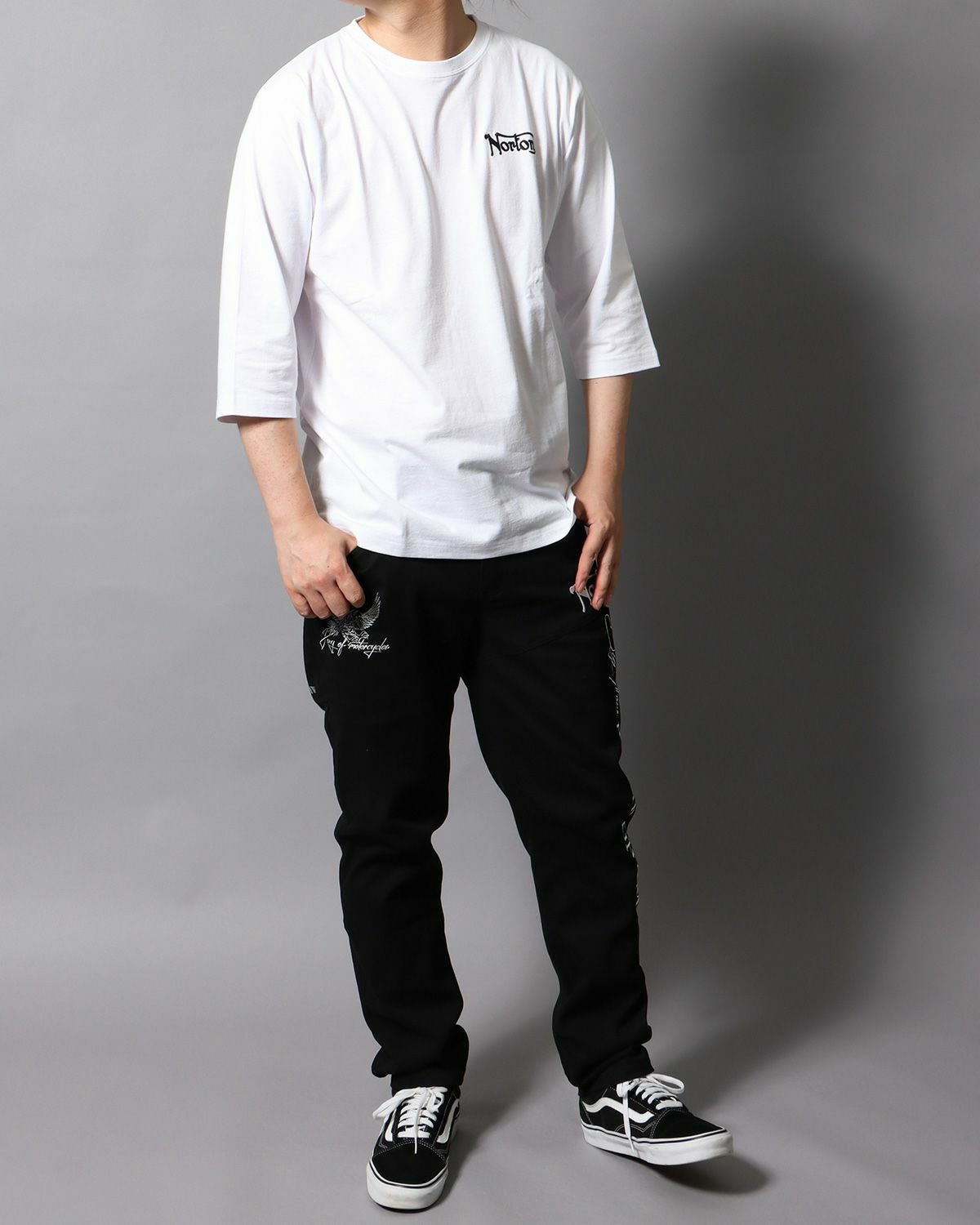 ブラック：178cm/75kg(Lサイズ着用)