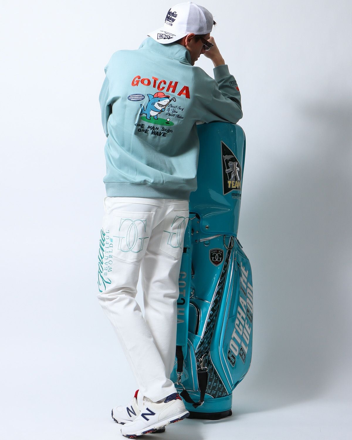 GOTCHA GOLF] ドローイングシャーク ハーフジップ ポンチ トレーナー