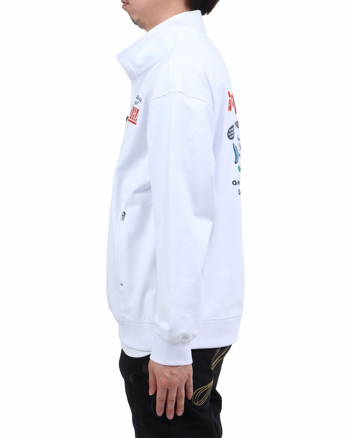 ホワイト：174cm62kg(Lサイズ着用)