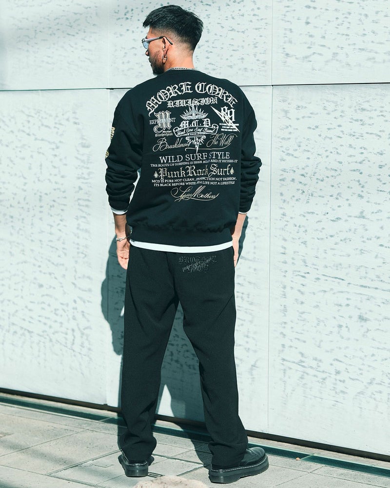 ブラック:183cm(Lサイズ着用)