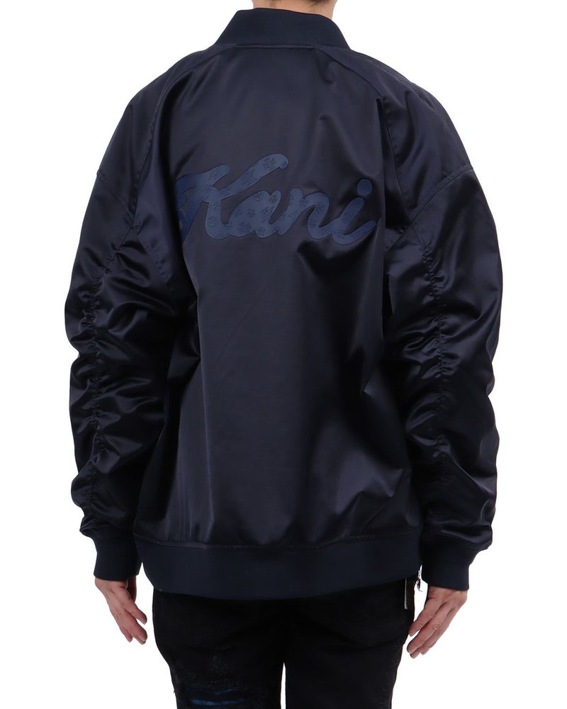 ネイビー：174cm62kg(Lサイズ着用)