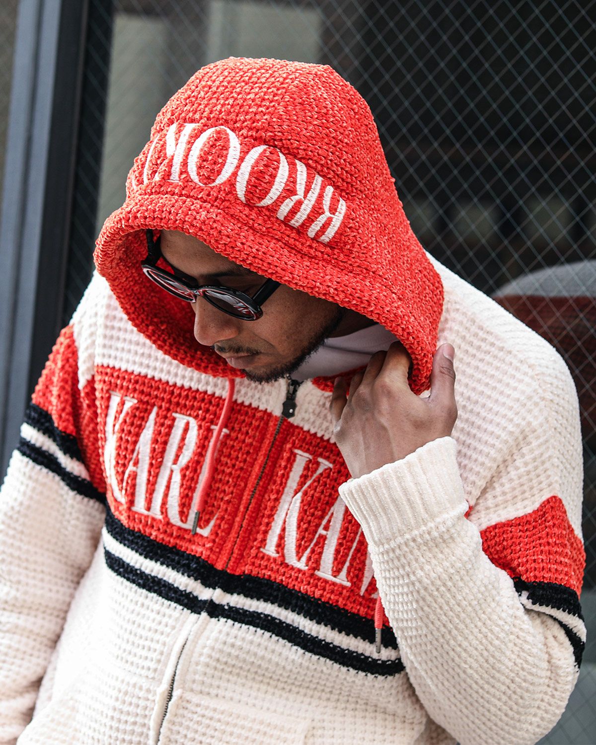 Karl Kani] 静電気防止 カラー切替 ニット フルジップ パーカー | PEET