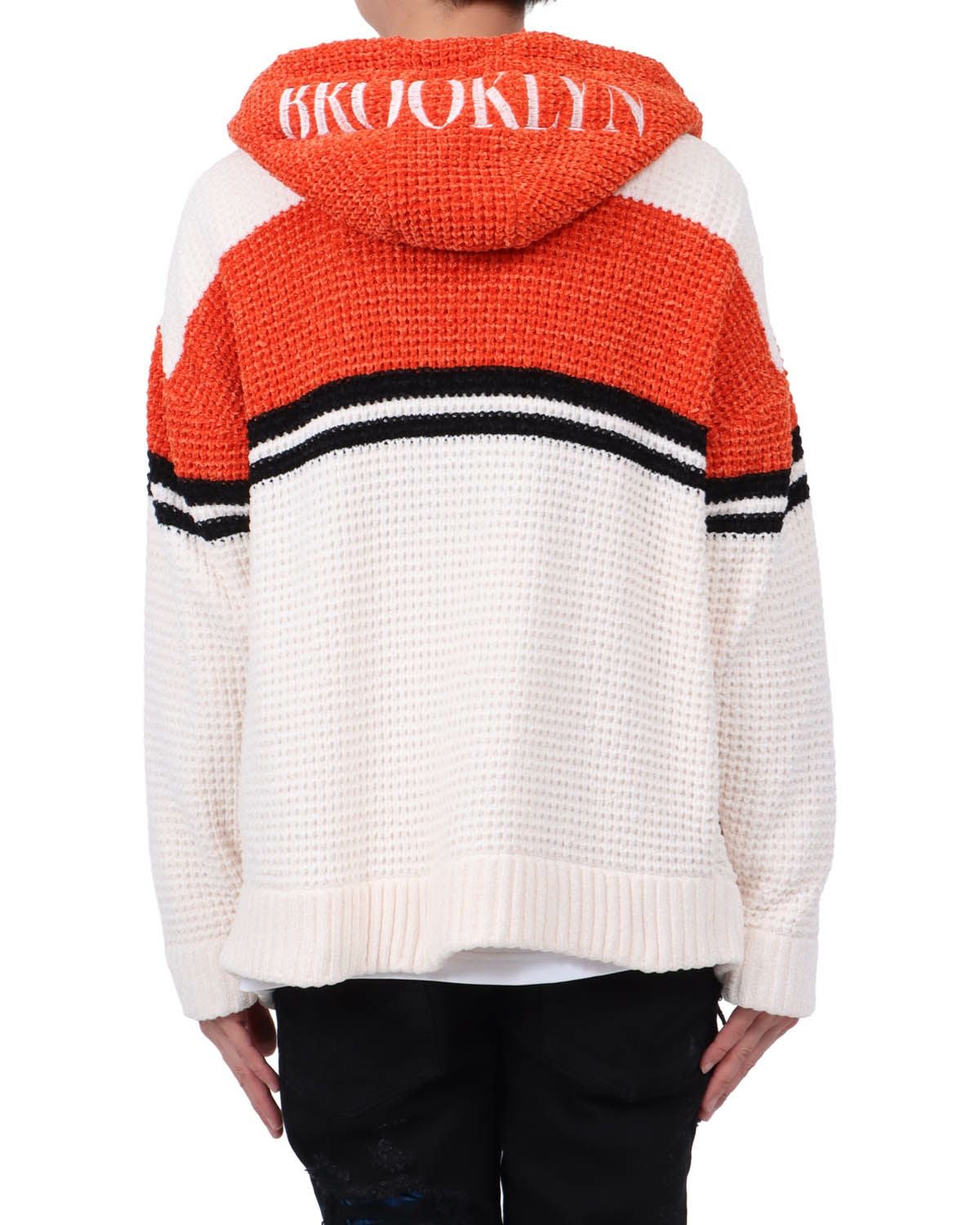 ホワイト：174cm62kg(Lサイズ着用)