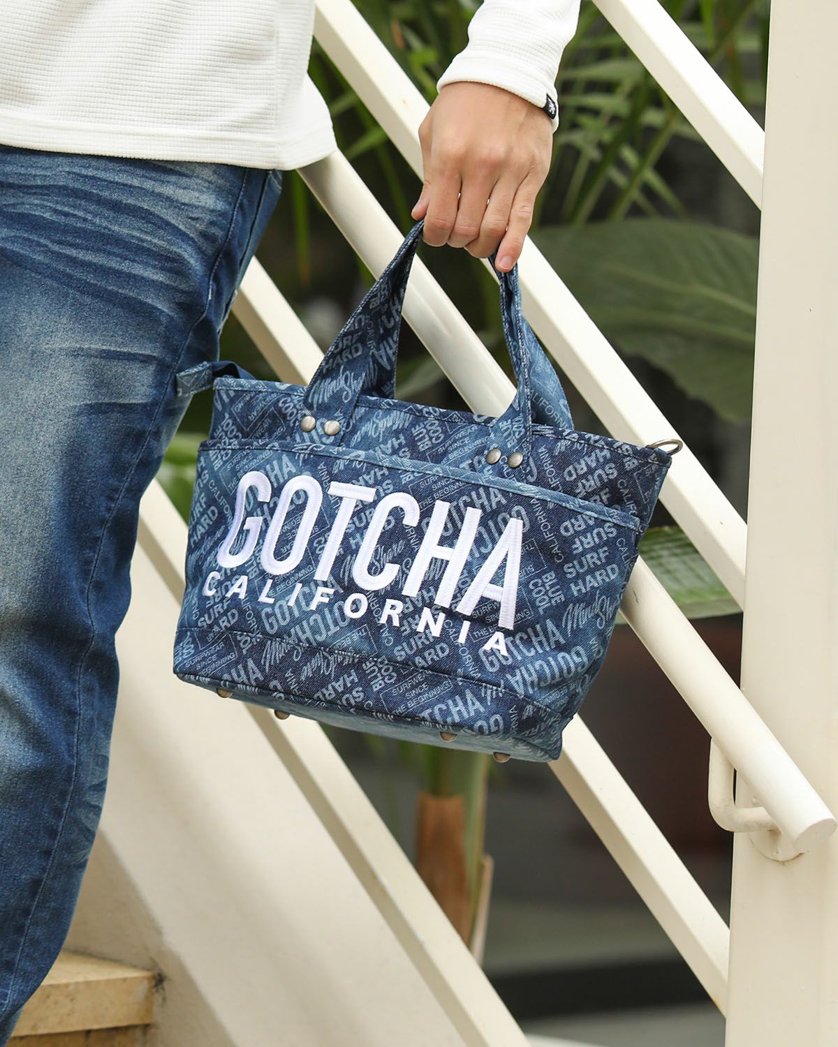 GOTCHA] 撥水 2WAY ロゴ総柄 デニム ミニ トートバッグ | PEET ONLINE