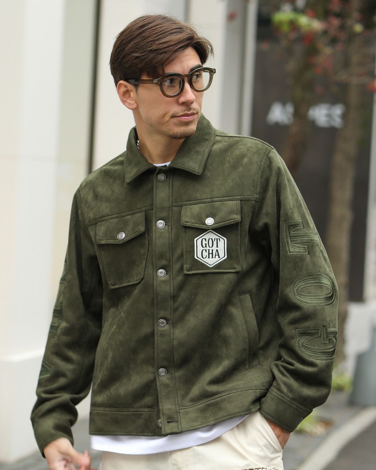 カーキ：180cm/70kg(Lサイズ着用)