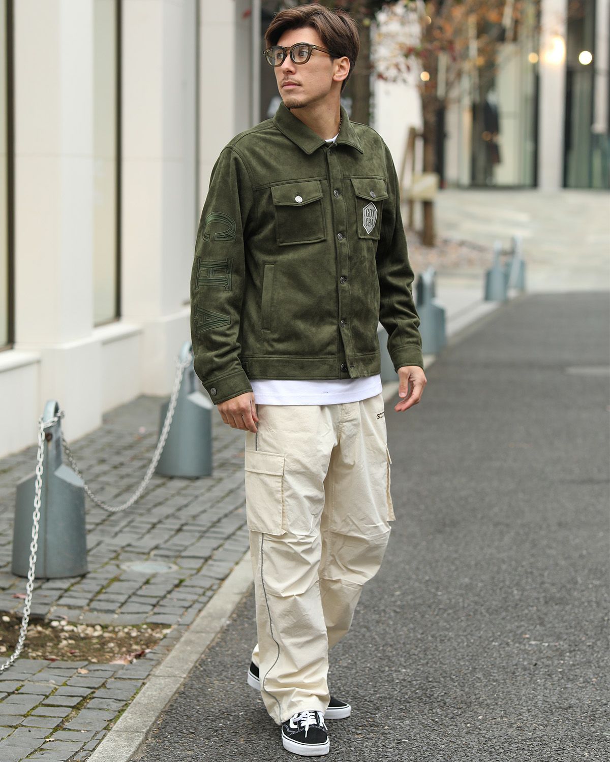 カーキ：180cm/70kg(Lサイズ着用)