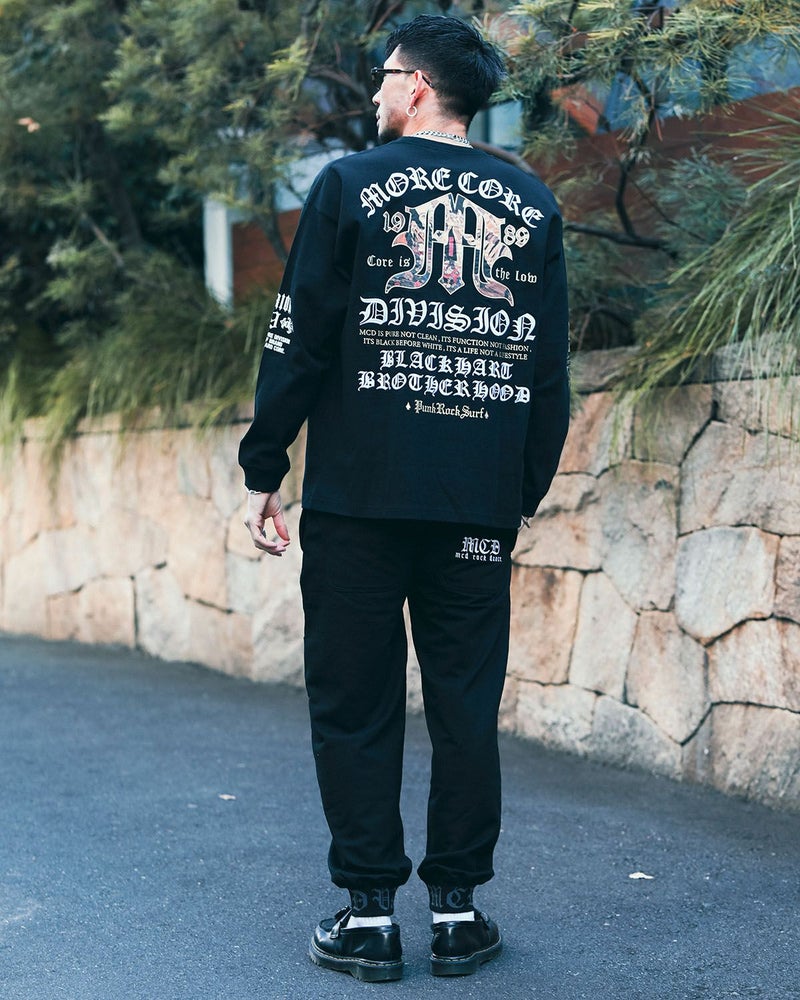 ブラック:183cm(Lサイズ着用)