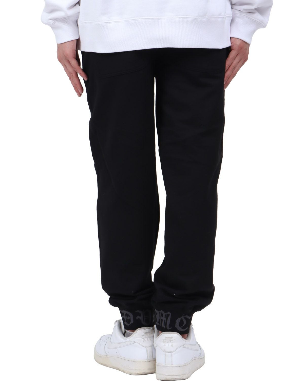 ブラック：174cm62kg(Lサイズ着用)