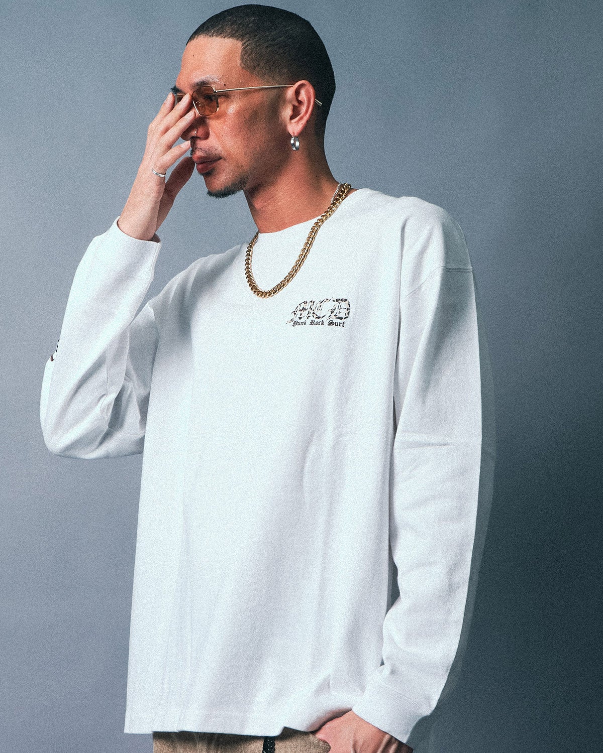 ホワイト：183cm(XLサイズ着用)