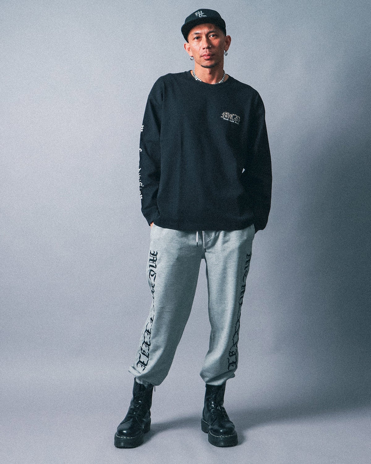 ブラック：183cm(XLサイズ着用)