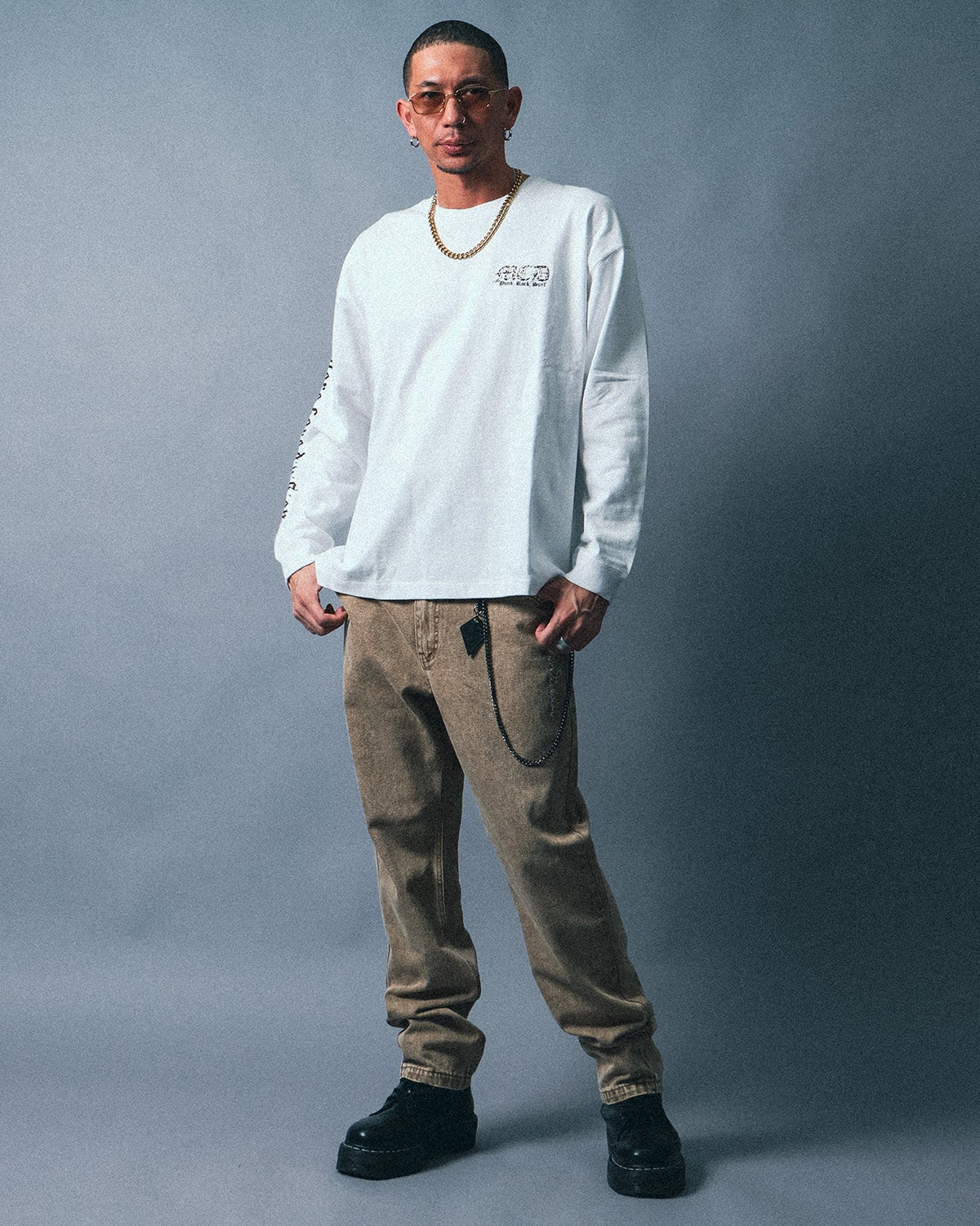 ホワイト：183cm(XLサイズ着用)