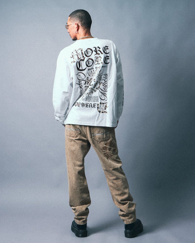 ホワイト：183cm(XLサイズ着用)