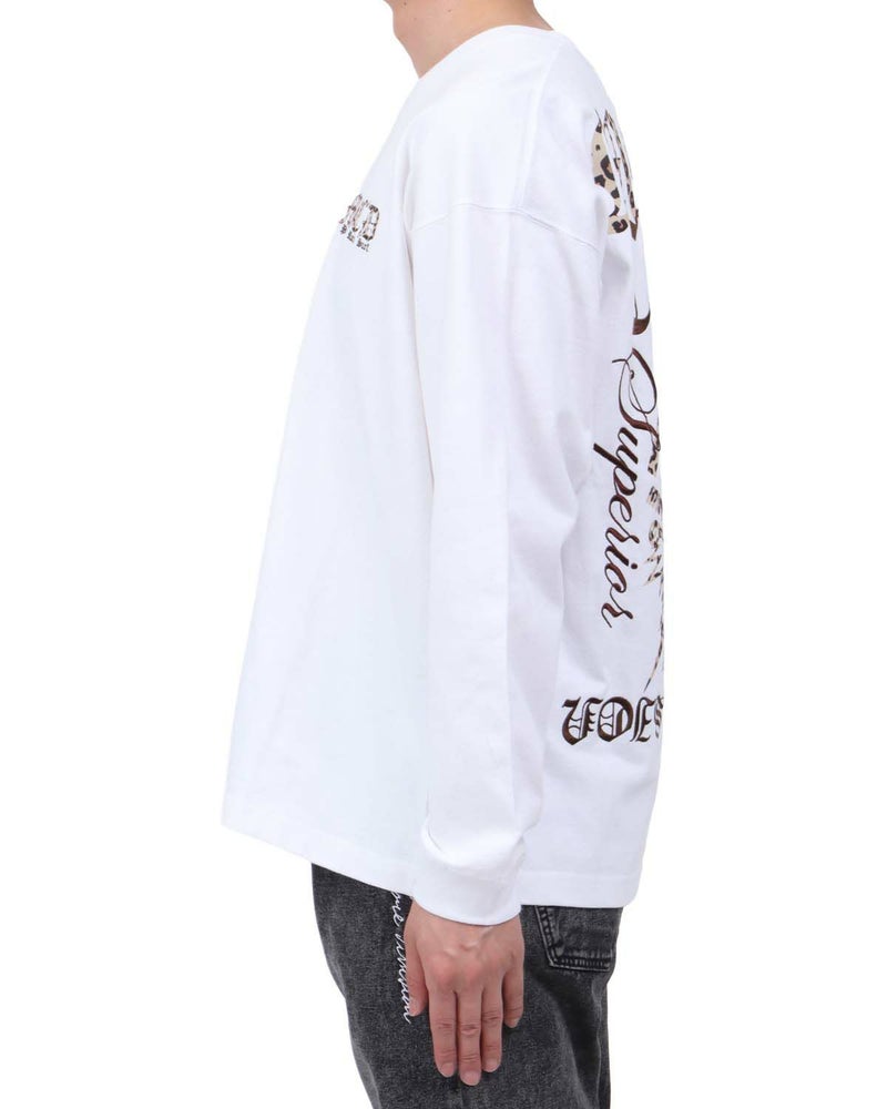 ホワイト：174cm62kg(Lサイズ着用)