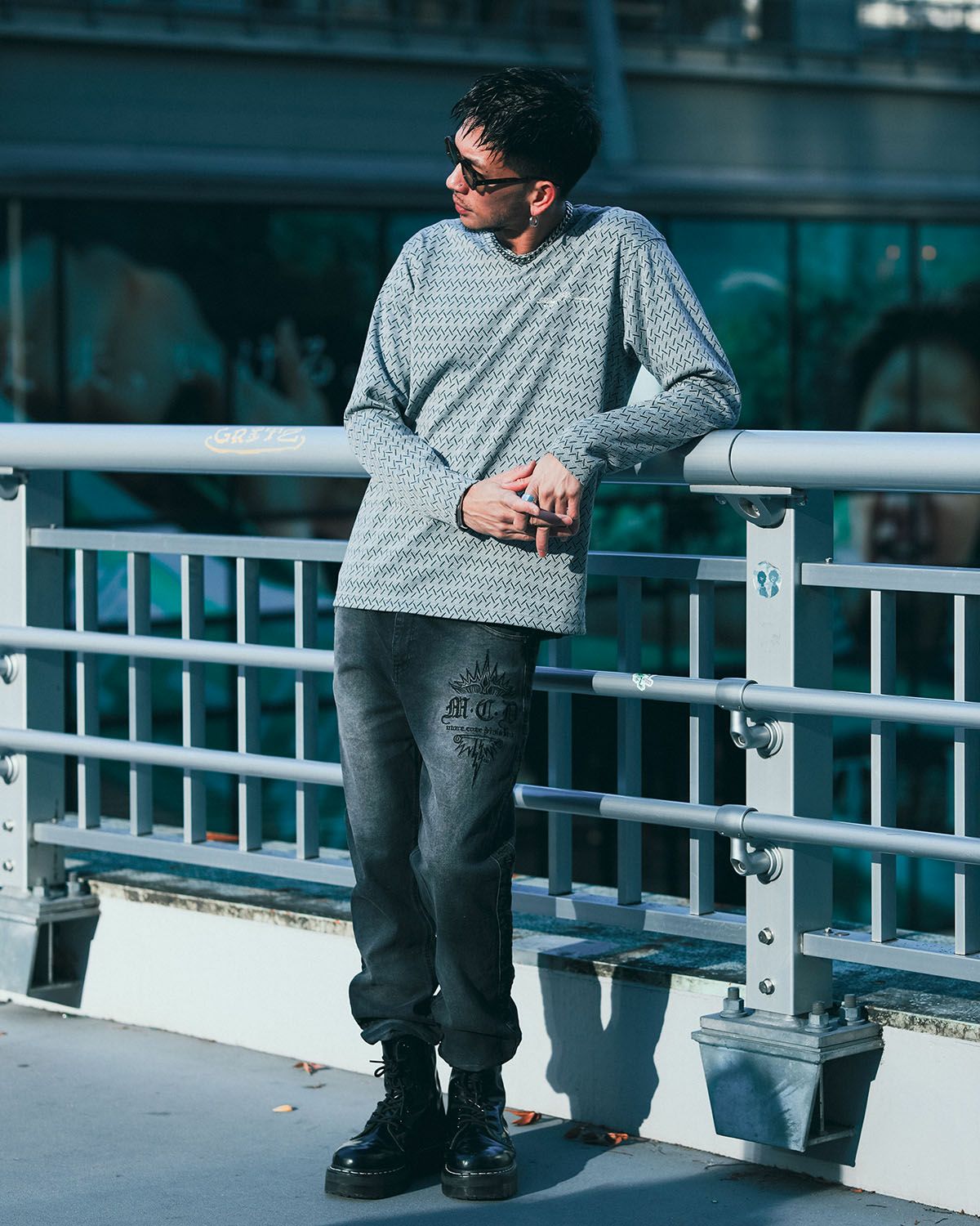 グレー:183cm(XLサイズ着用)