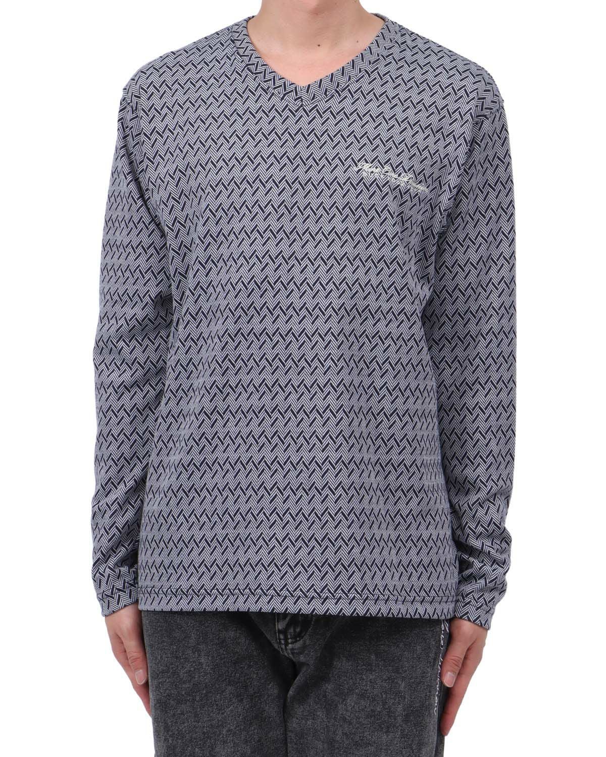 ネイビー：174cm62kg(Lサイズ着用)