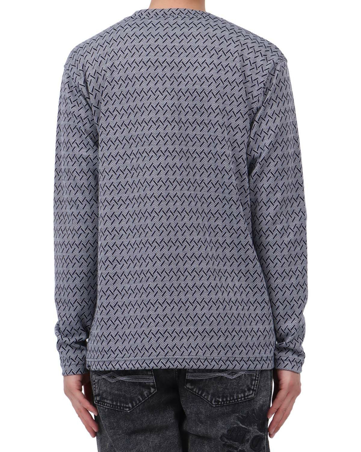 ネイビー：174cm62kg(Lサイズ着用)