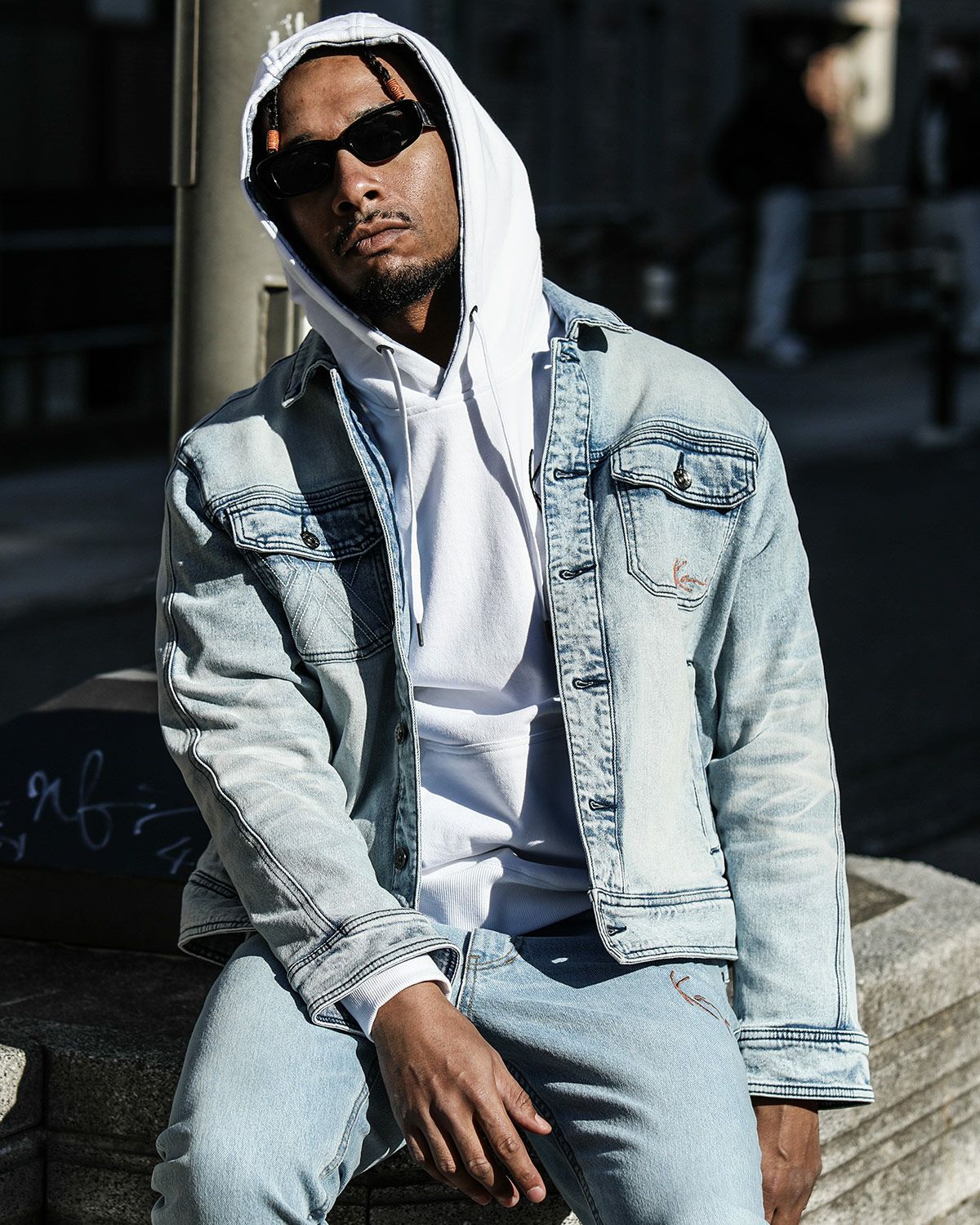 ブリーチ：183cm/(XLサイズ着用)