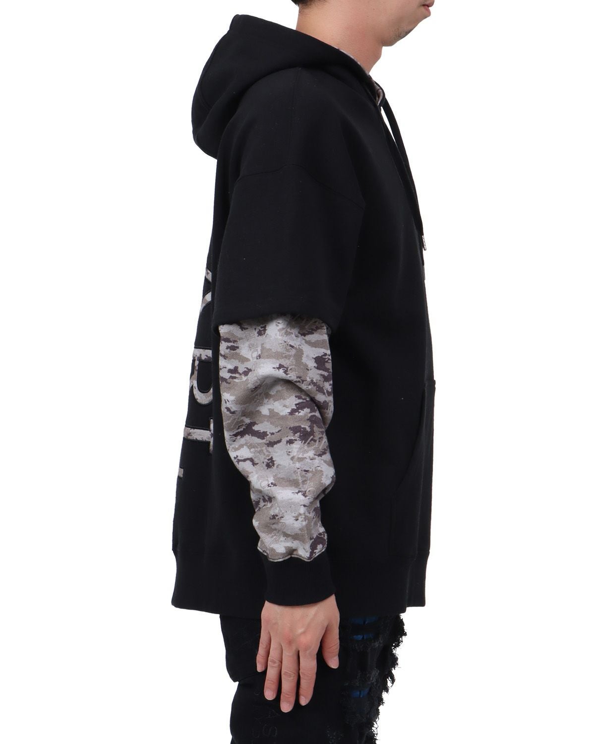 ブラック：174cm62kg(Lサイズ着用)