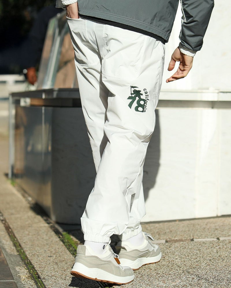 ホワイト：183cm/70kg(Lサイズ着用)