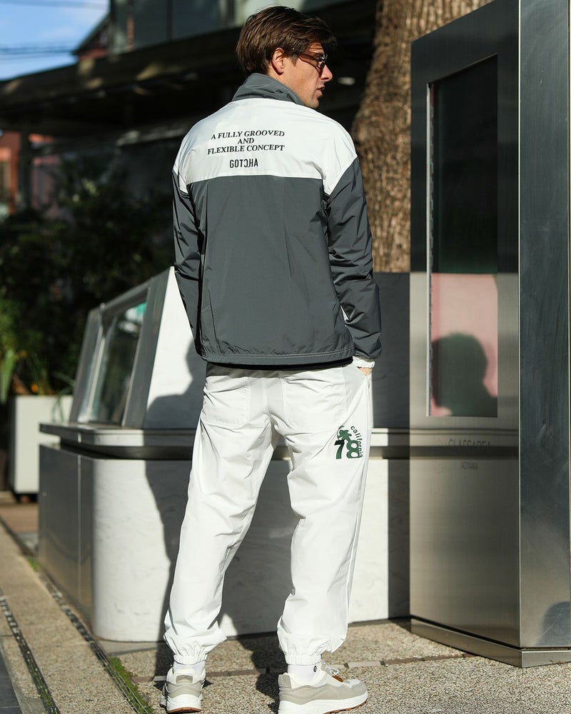 ホワイト：183cm/70kg(Lサイズ着用)