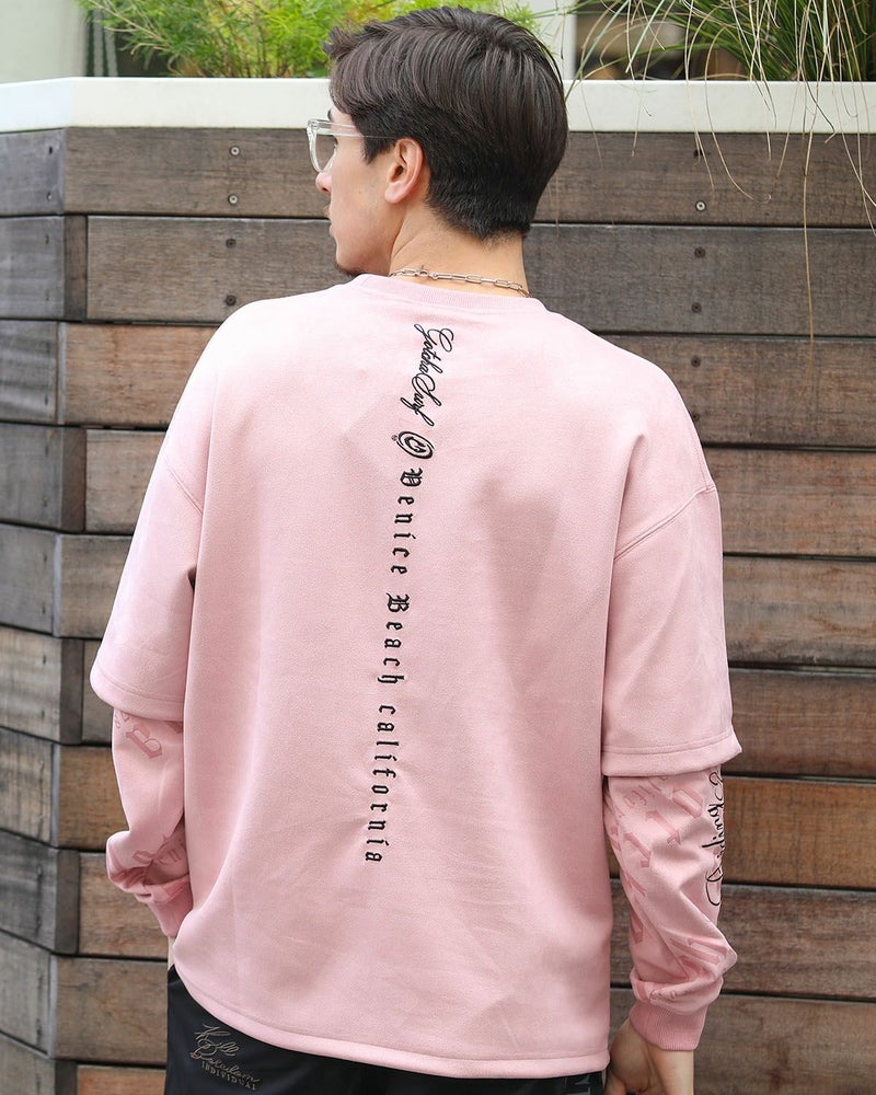 ピンク：180cm/70kg(Lサイズ着用)