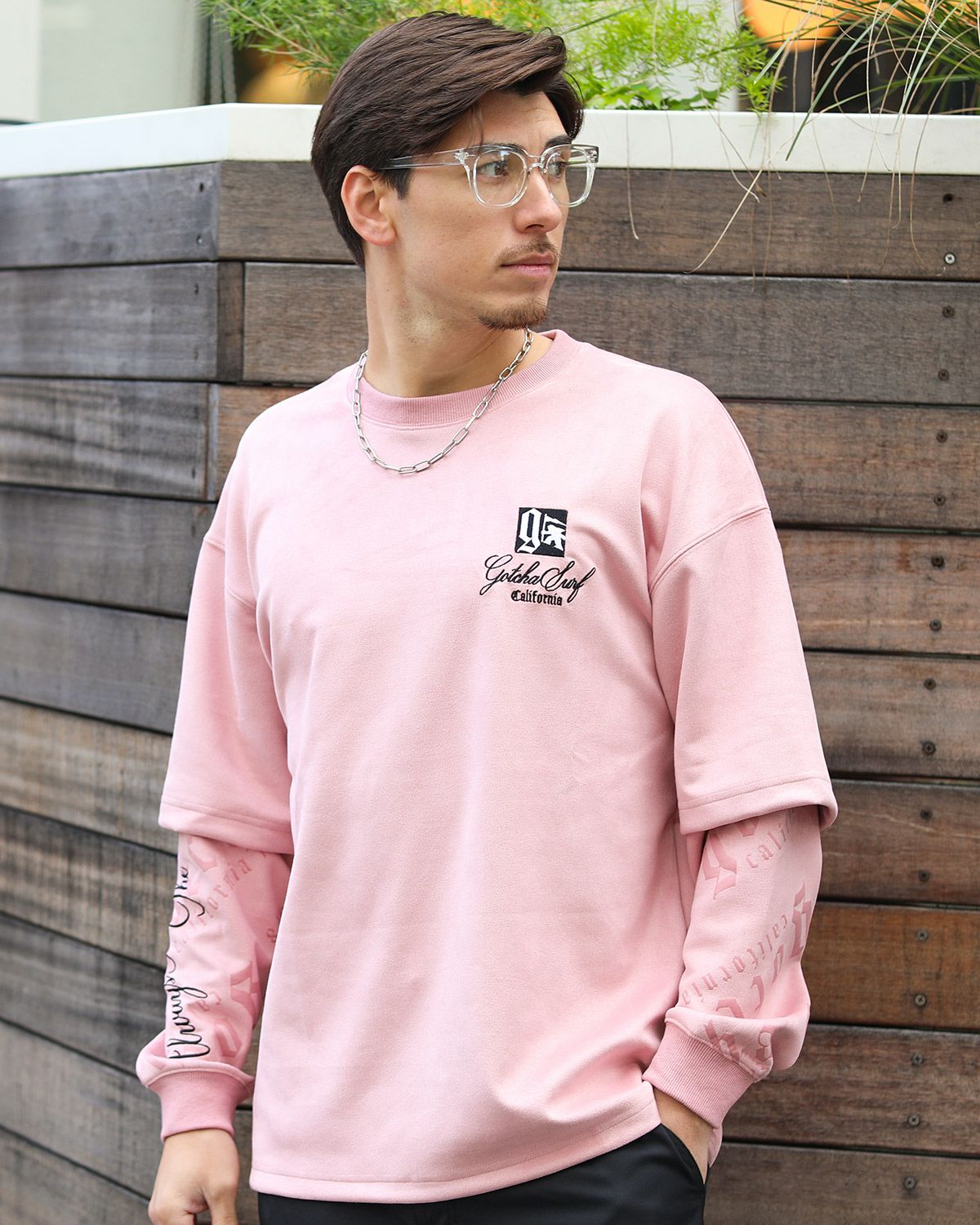 ピンク：180cm/70kg(Lサイズ着用)