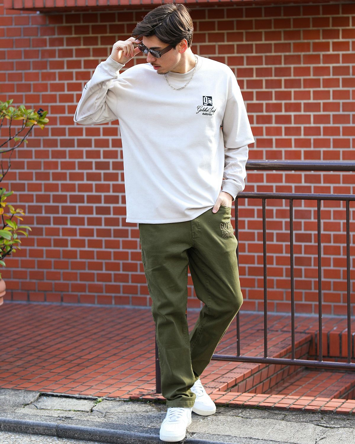 サンドベージュ：180cm/70kg(Lサイズ着用)