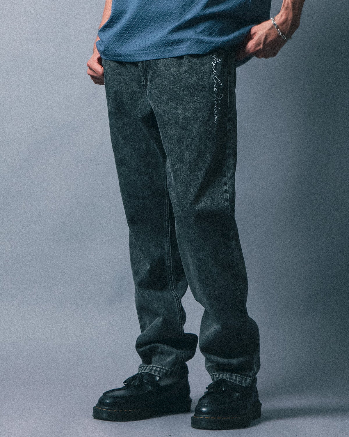 ブラック：183cm(Lサイズ着用)