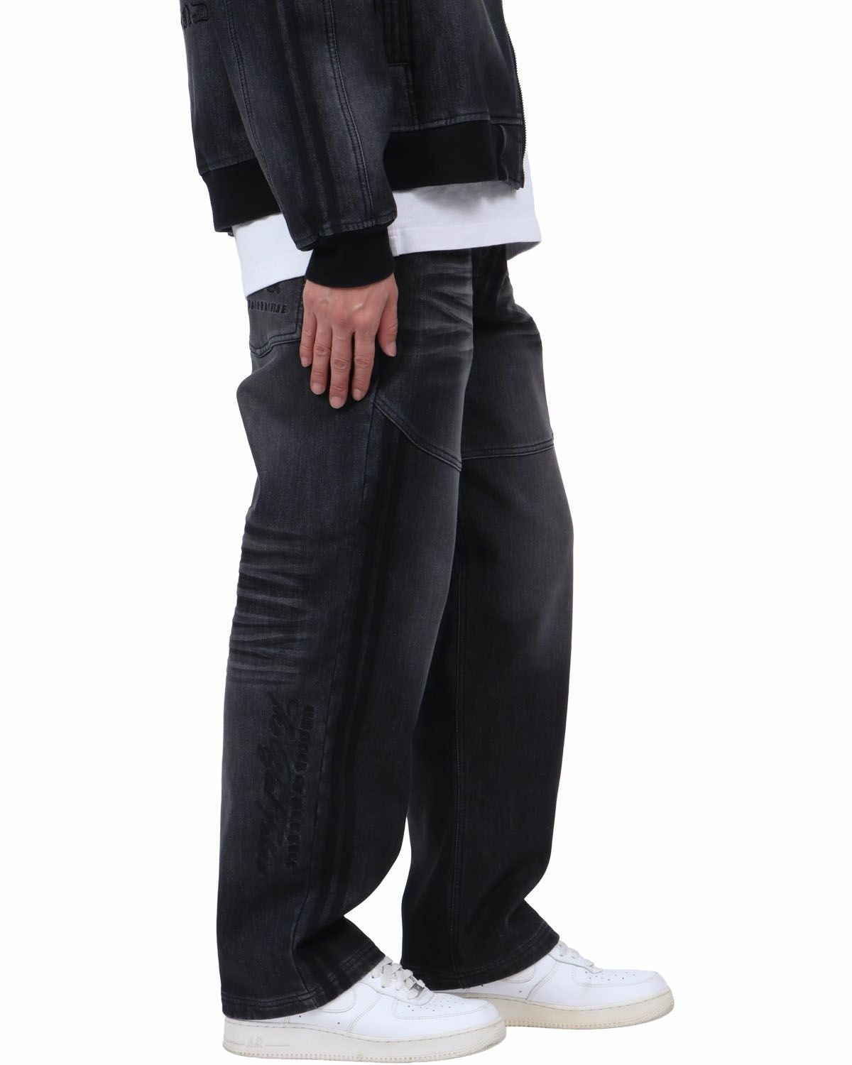 ブラック：174cm62kg(Lサイズ着用)